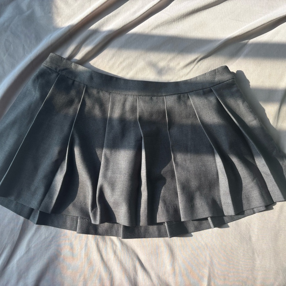 Gray Pleated Skirt